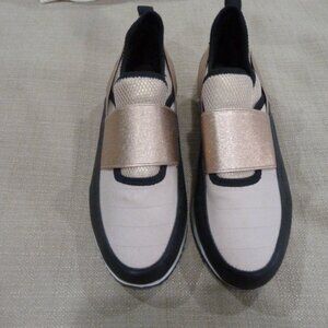 Steve Madden Weslin Rose Gold Sneakers Size 7.5